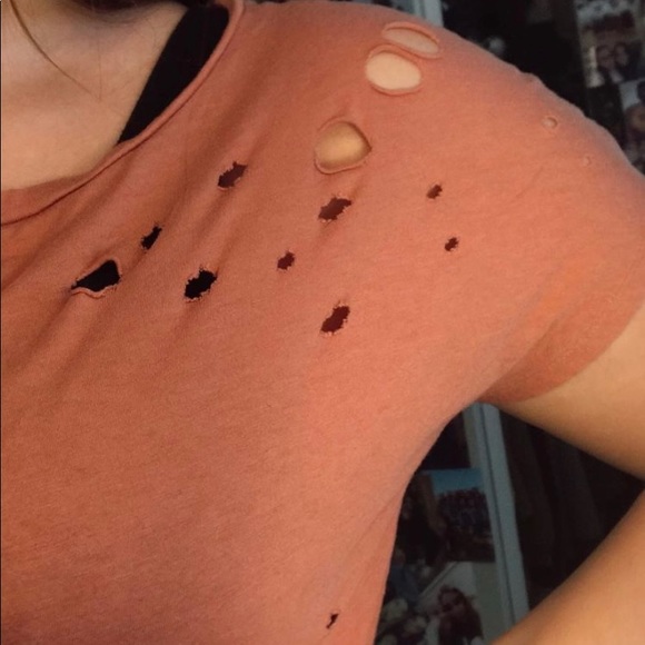 Express Distressed Tee - Picture 2 of 3